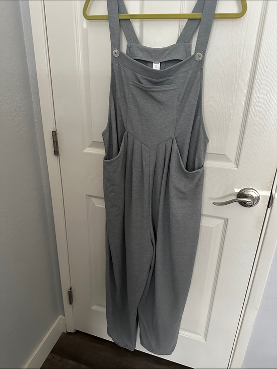 HALARA Pants - HALARA Gray Wide-Leg Jumpsuit with Front Pocket